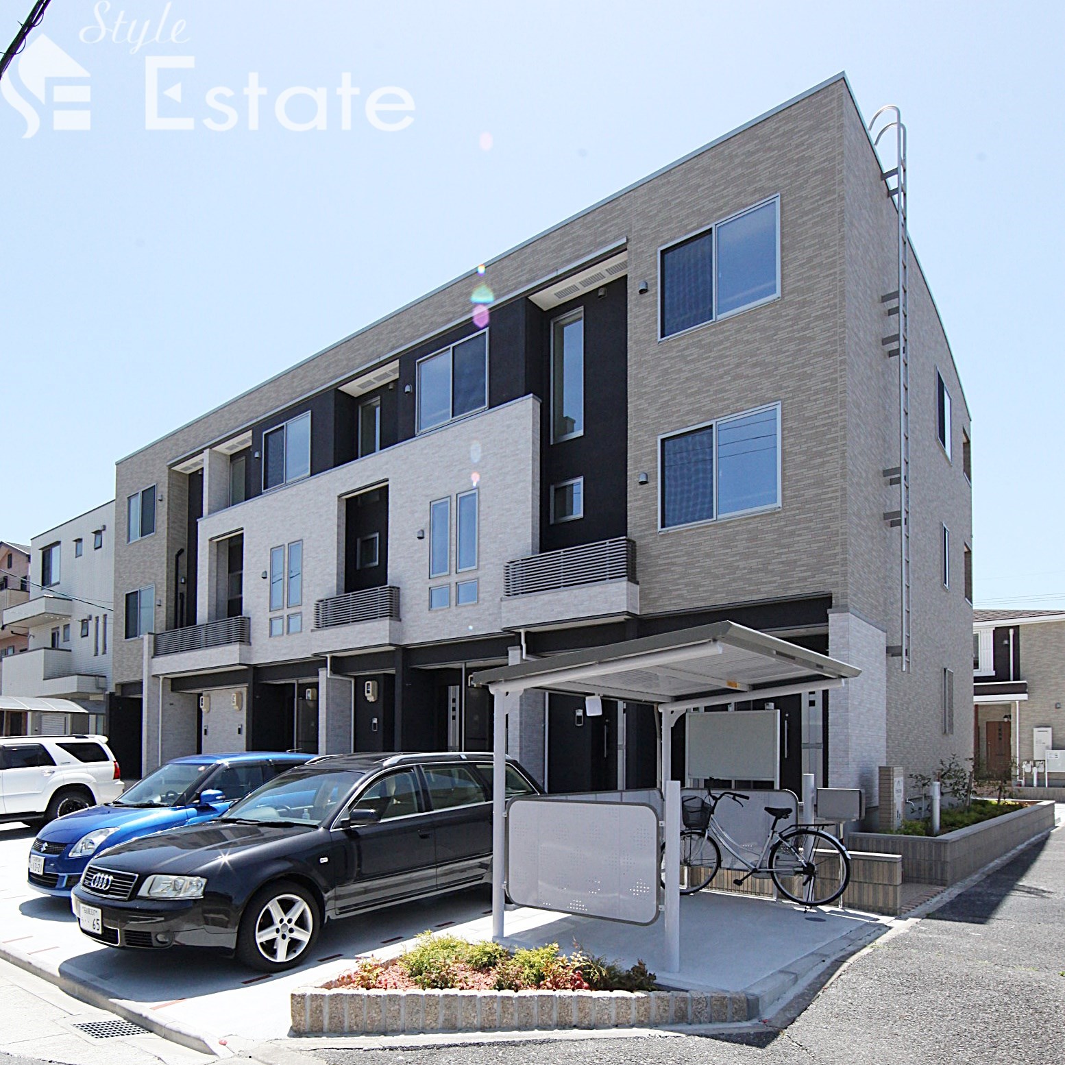 フレスクーラA　（フレスクーラエー）