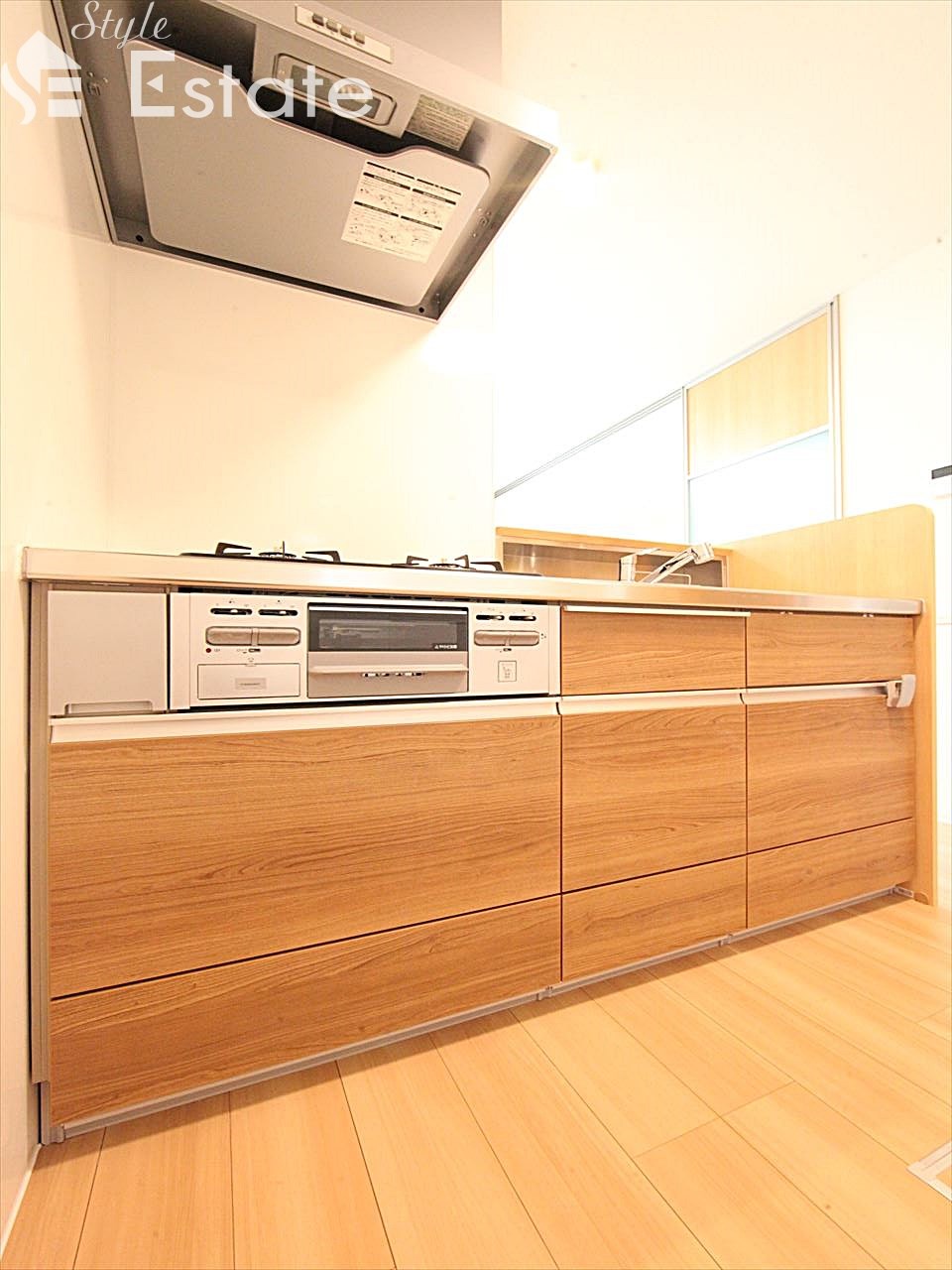 カウンターキッチン 3口コンロ グリル付 1階のみ床下収納付