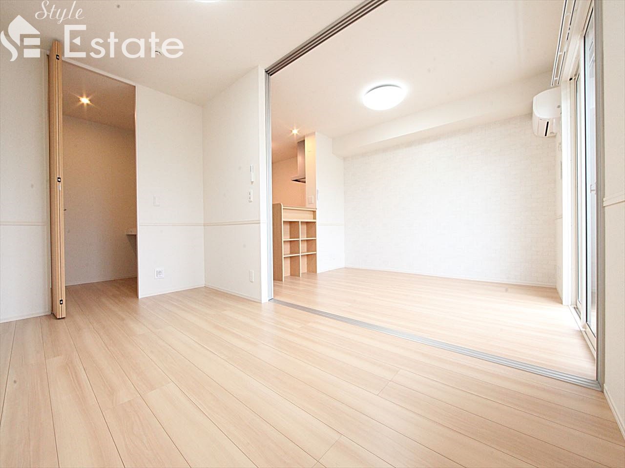 ベッドルーム ウォークインクローゼット付