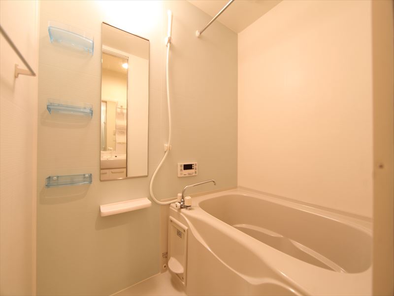 バスルーム 追い焚き機能付き