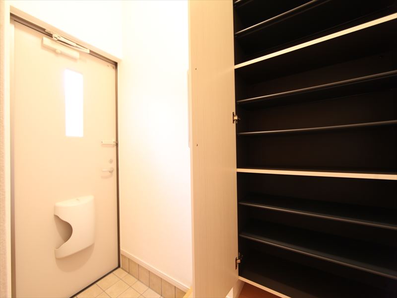 玄関 シューズボックス