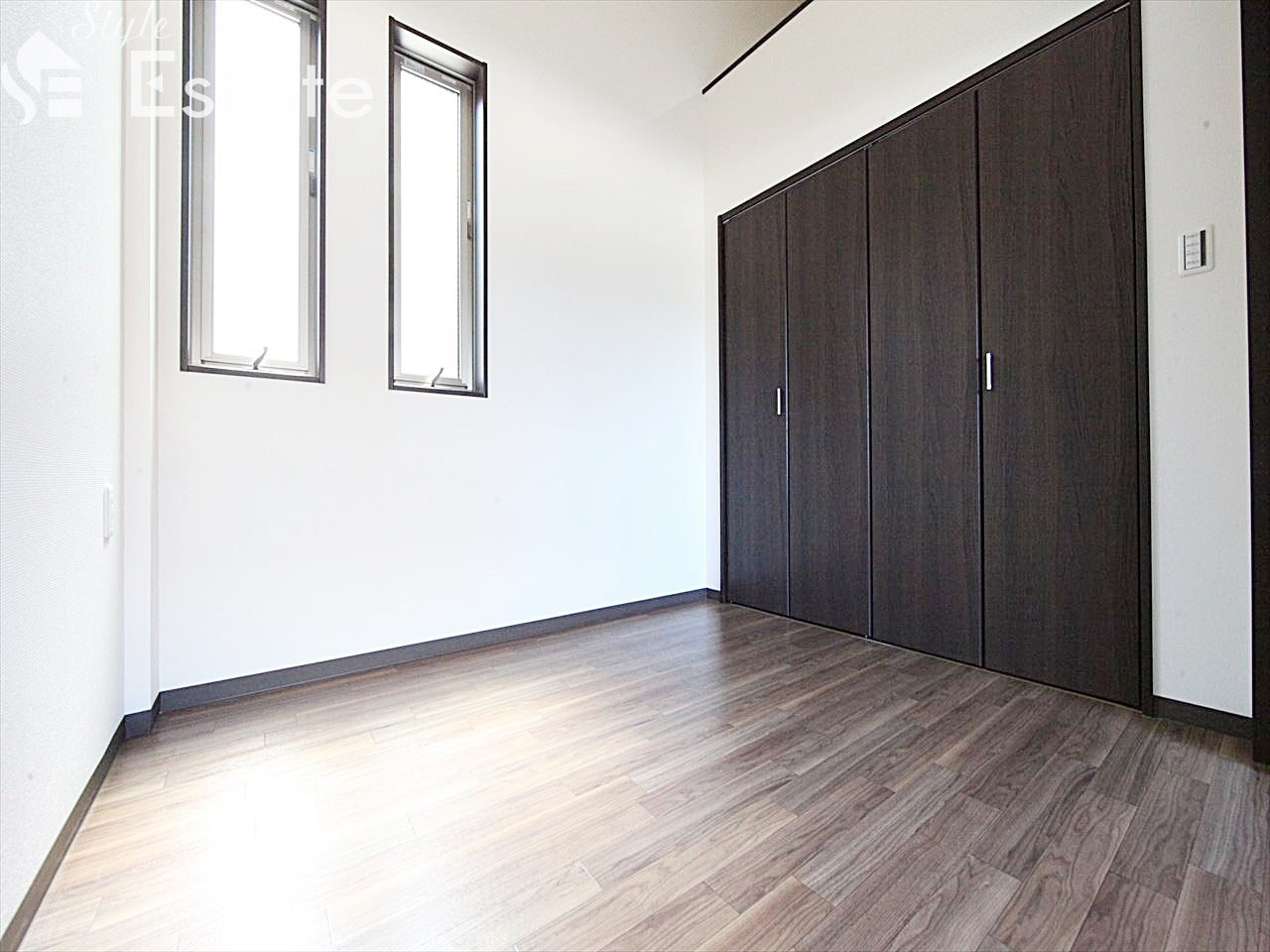 洋室 3.5帖 クローゼット付