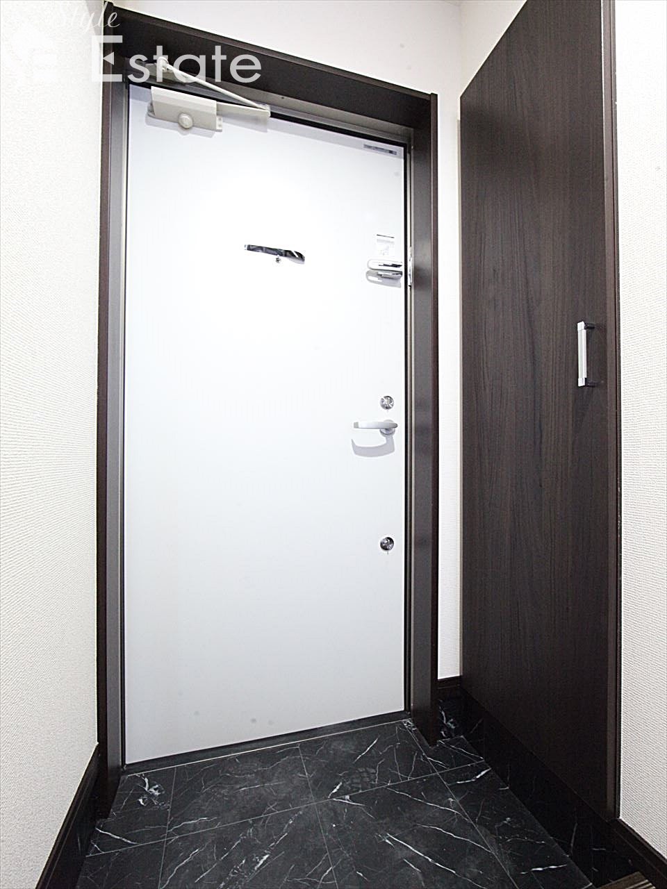 玄関 シューズボックス付