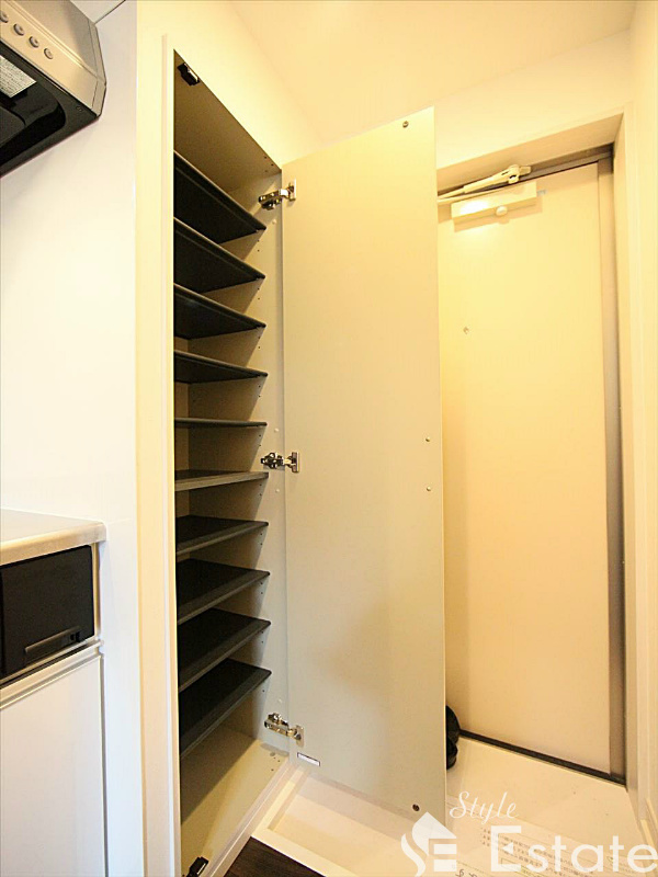 シューズボックス