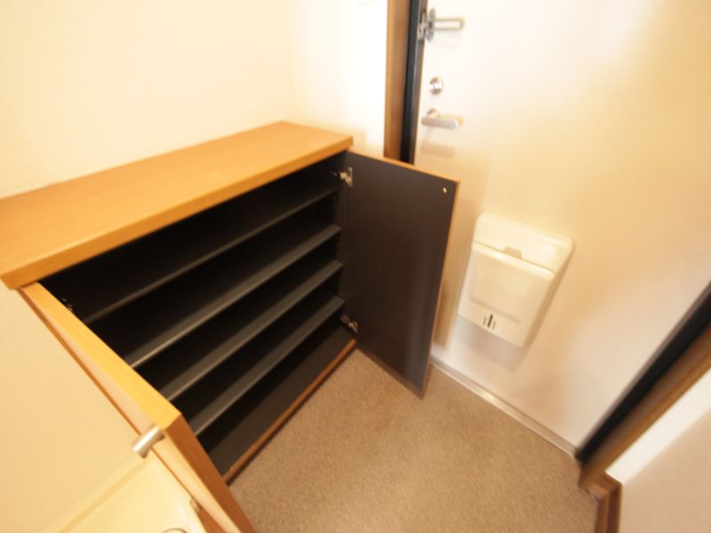 シューズボックス