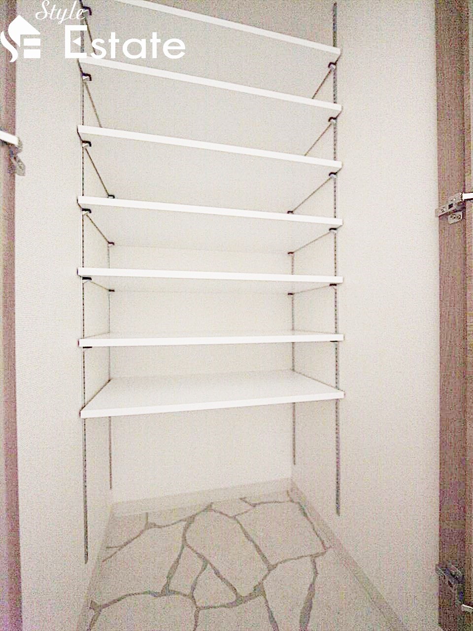 シューズボックス