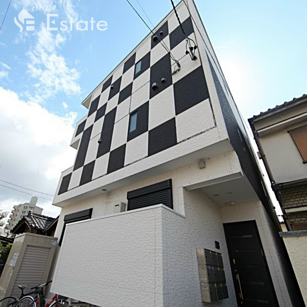 Ｄｅｕｘ　Ａｉｌｅｓ　（ドゥエール）