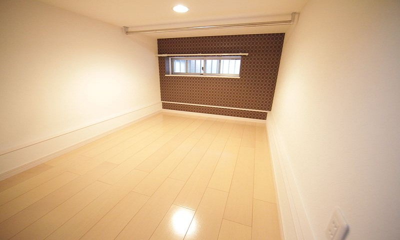 アンダーロフト2.7帖