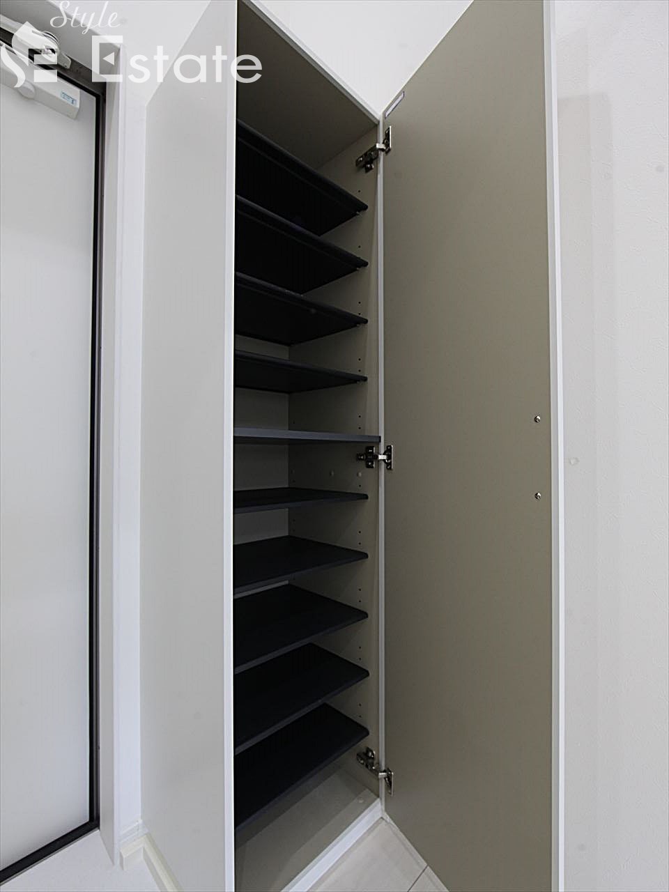 シューズボックス