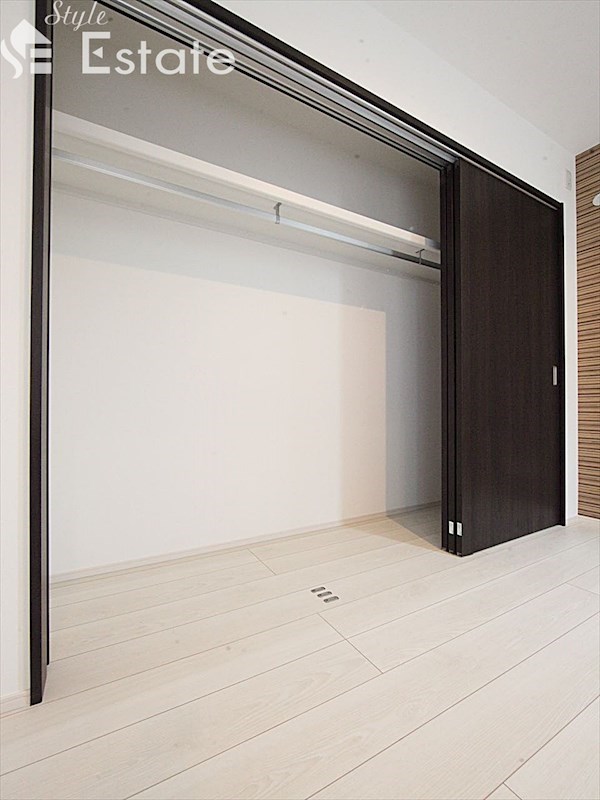 クローゼット 反転あり