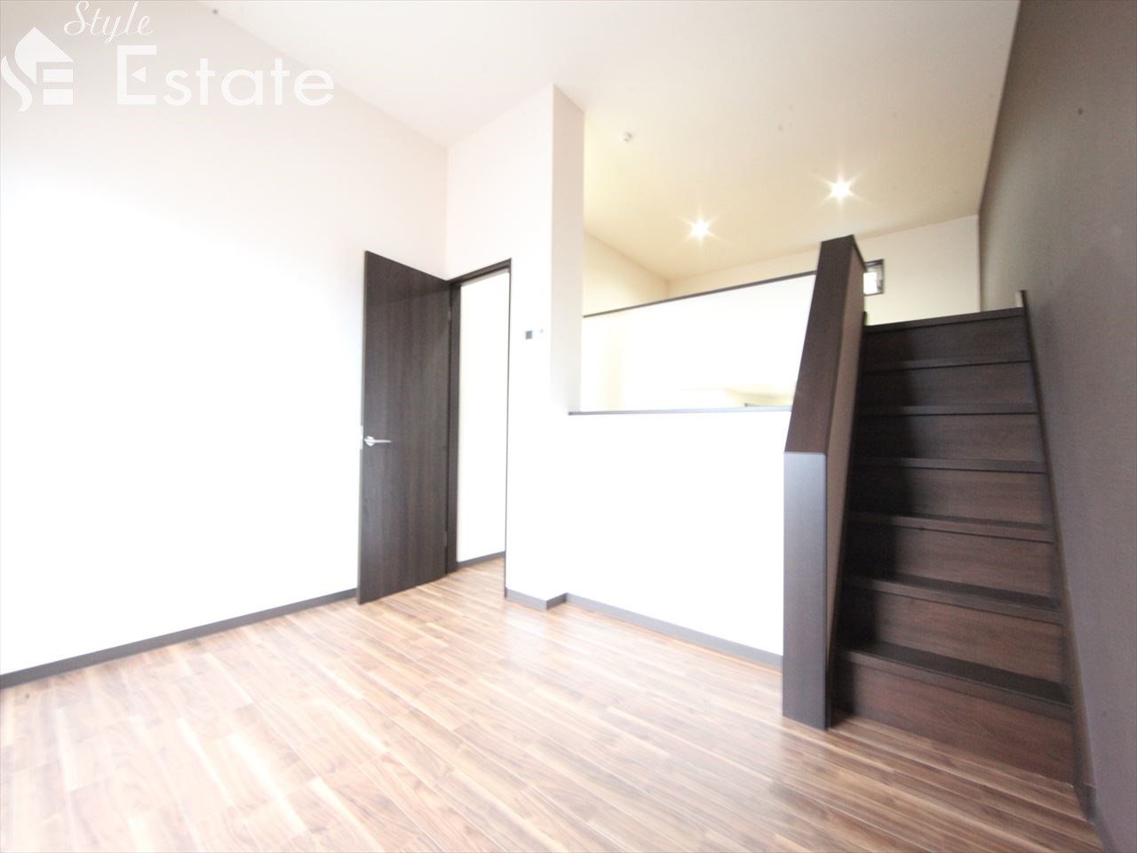 Creo高畑弐番館　（クレオタカバタニバンカン）