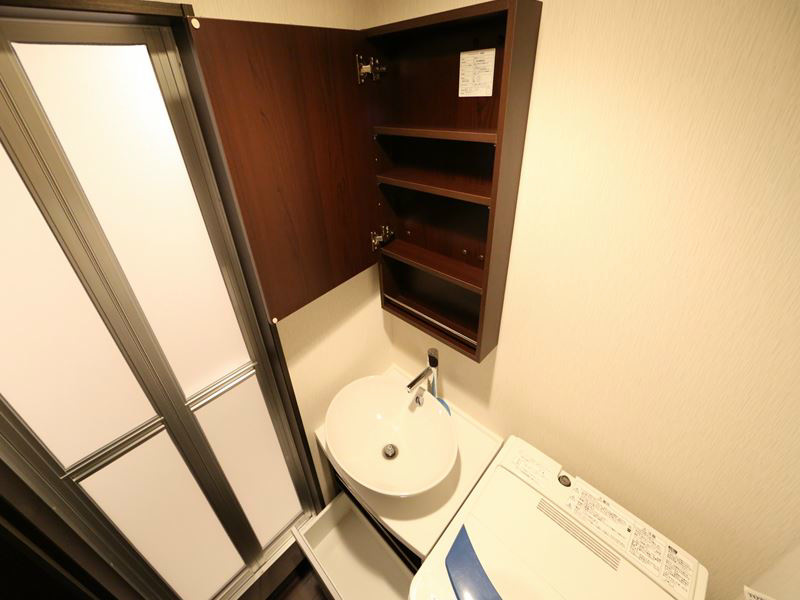 独立洗面台に収納あります モデルルーム