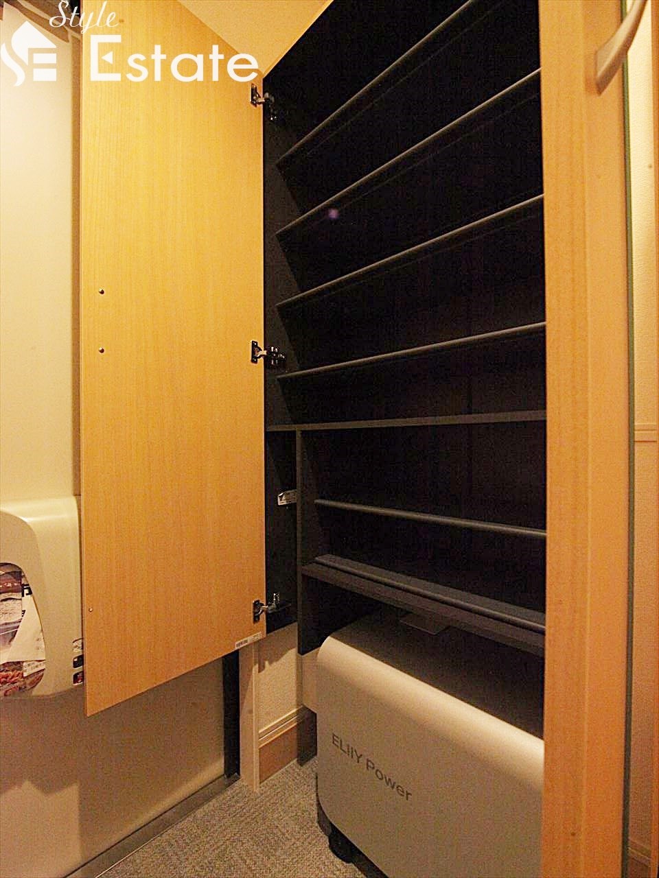 シューズボックス