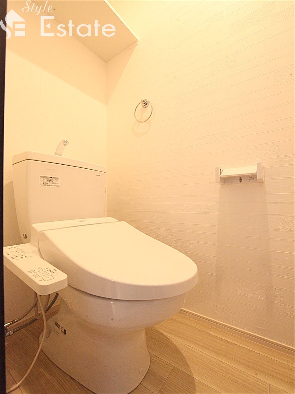 トイレ 温水洗浄暖房便座 棚付