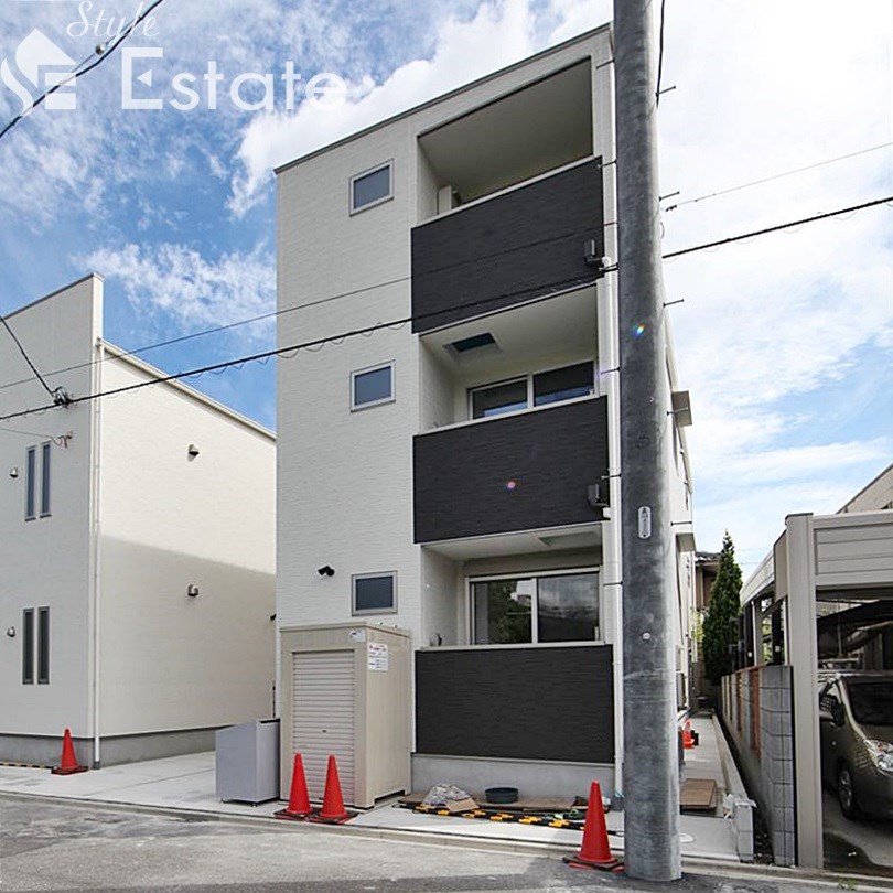 GRANDTIC Reine上飯田