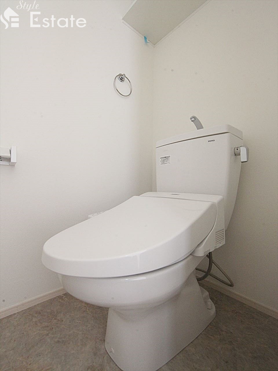 シャワー付きトイレ