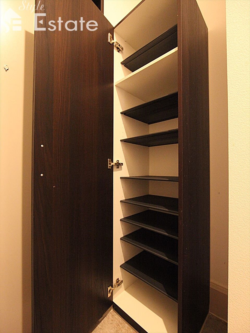 シューズボックス