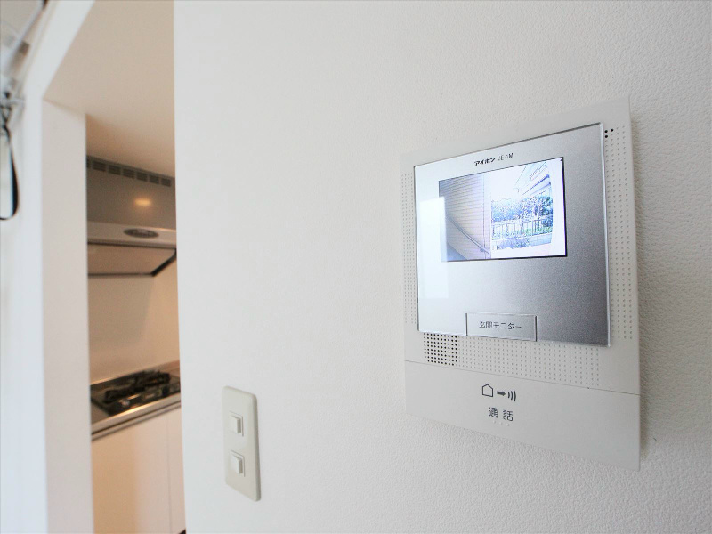安心のモニター付きインターホン!