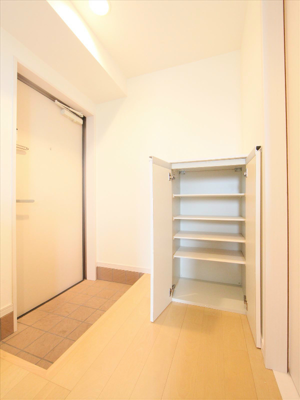 シューズボックス