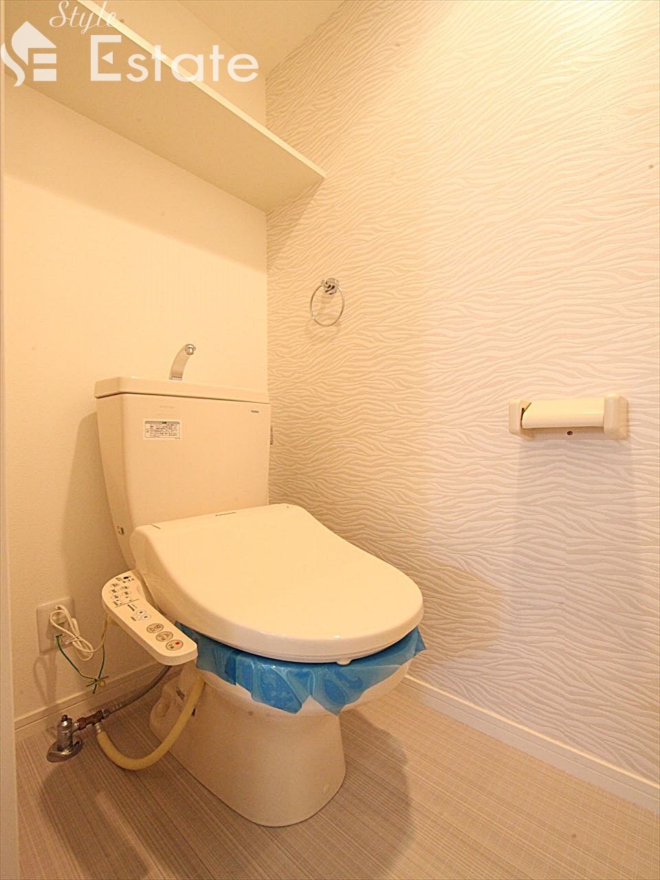 トイレ 温水洗浄暖房便座 棚付