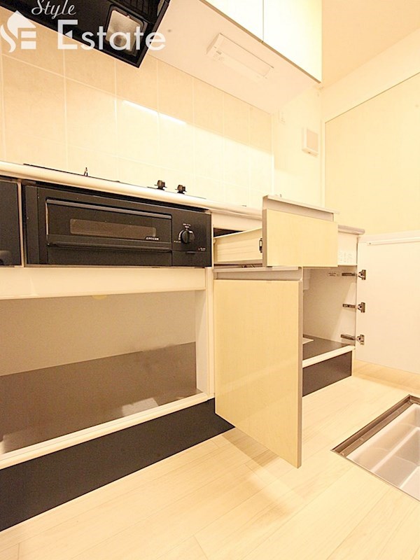 システムキッチン 2口コンロ グリル付 床下収納有