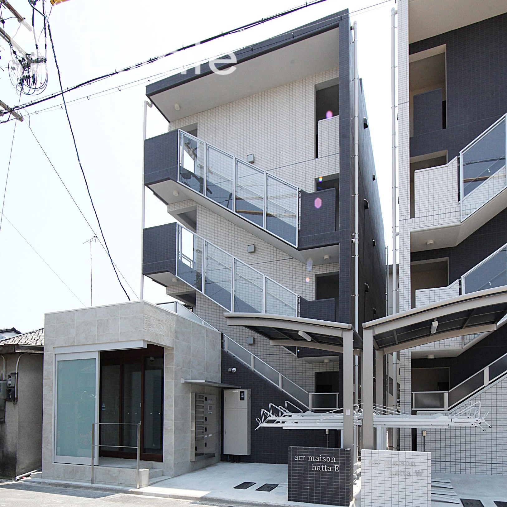 アールメゾン八田E棟