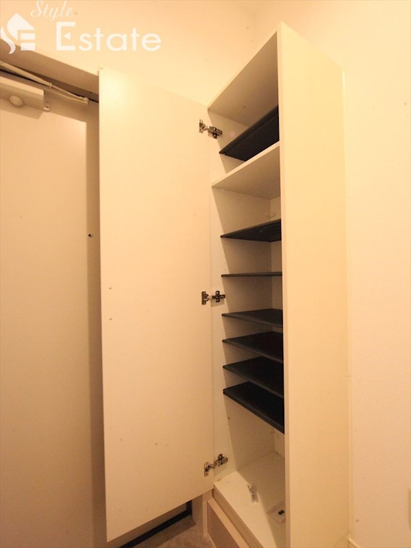 シューズボックス