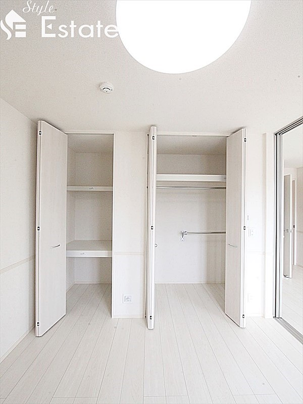 洋室 クローゼット