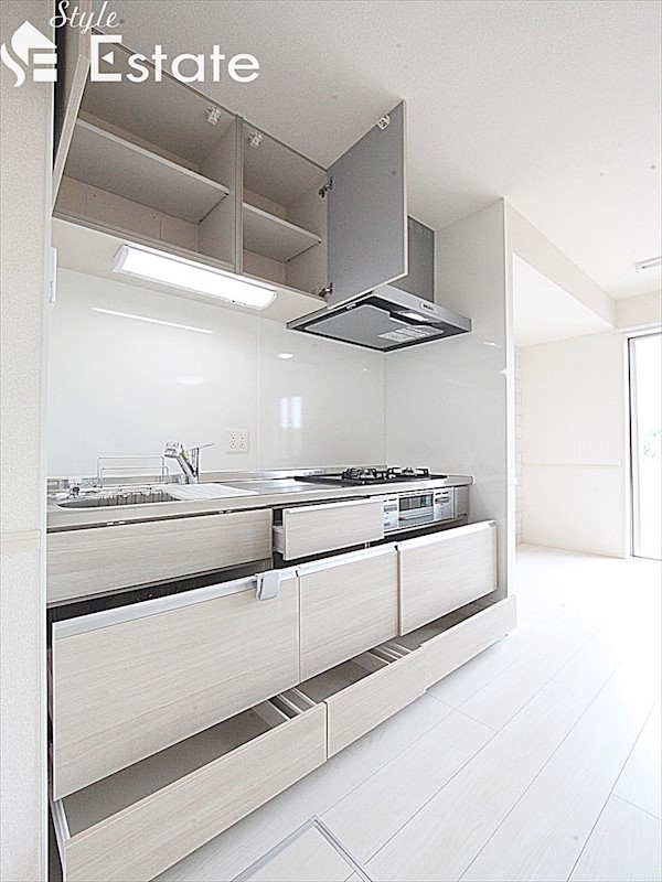 キッチン 収納スペース