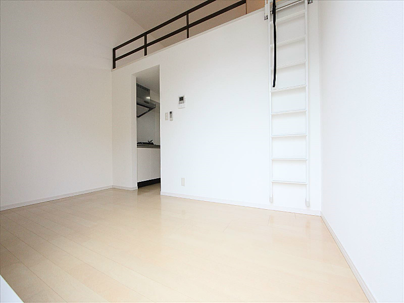 洋室 ロフト付 家電ご用意できま