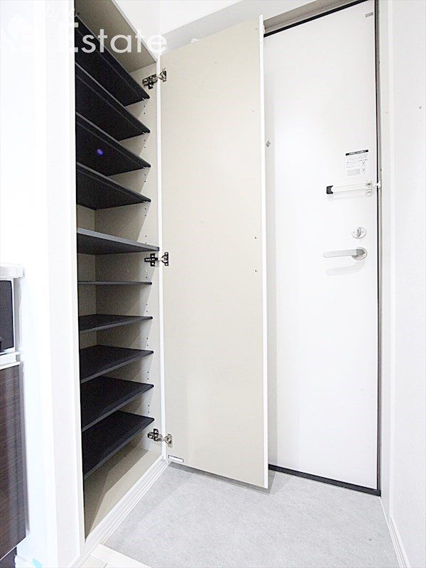 シューズボックス