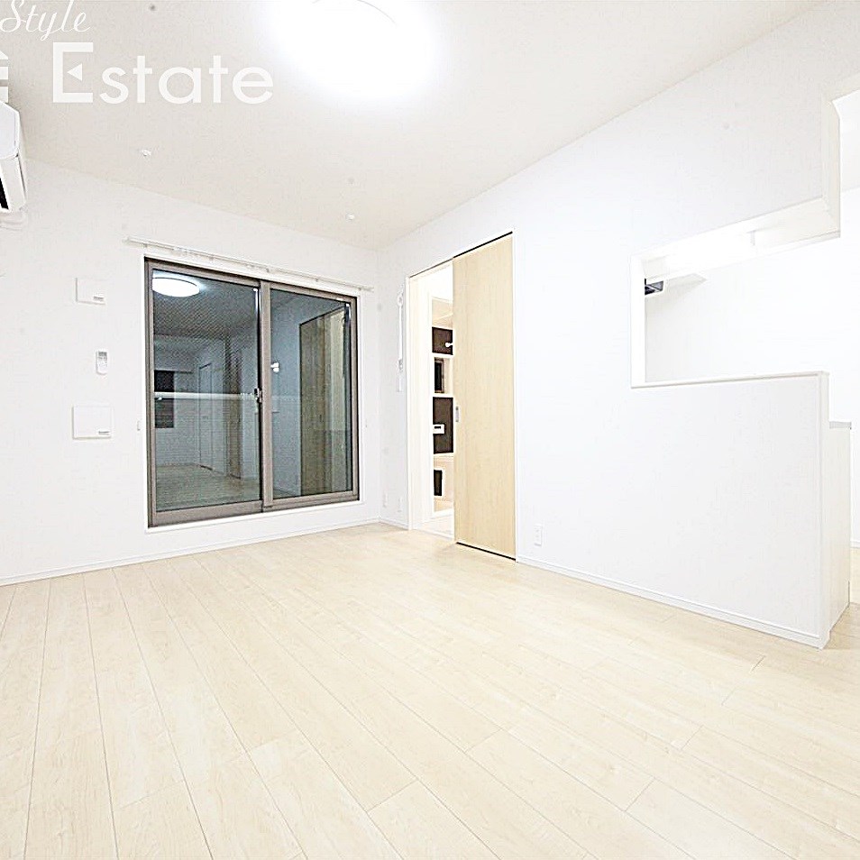 YK　PLACE　（ワイケープレイス）