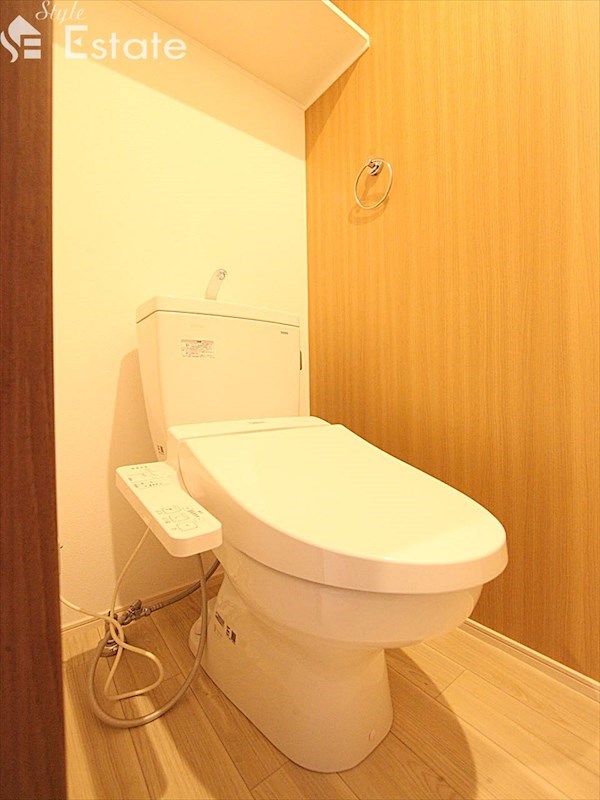 シャワー付トイレ