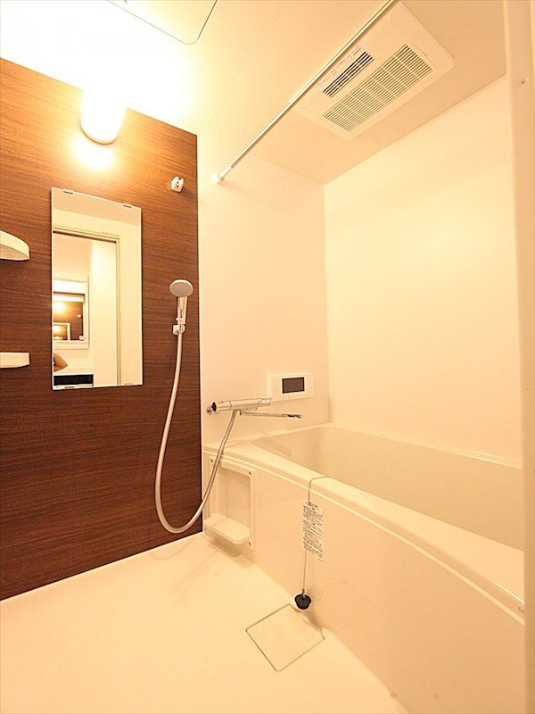 バスルーム テレビ付