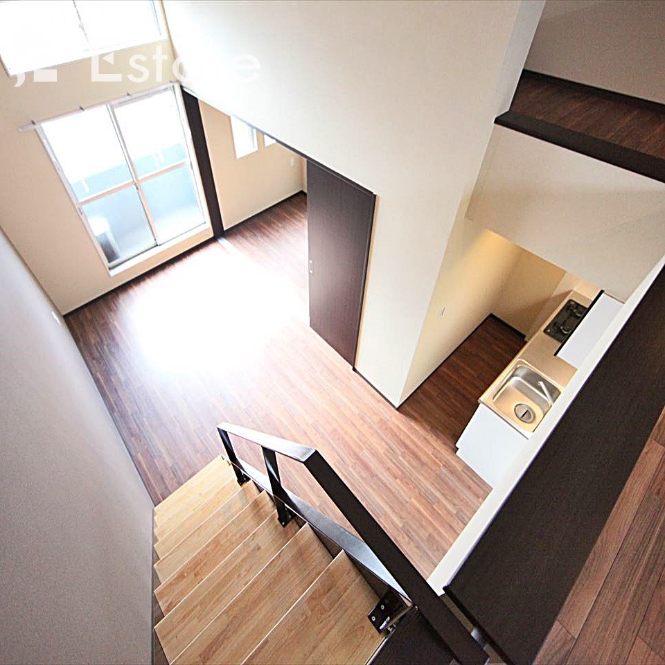 Ampio志賀本通　（アンピオシガホンドオリ）