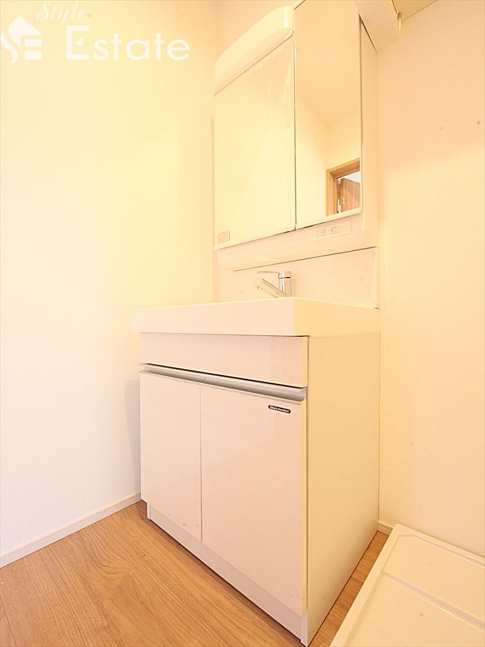 洗面所 洗髪洗面化粧台 同仕様物件内装