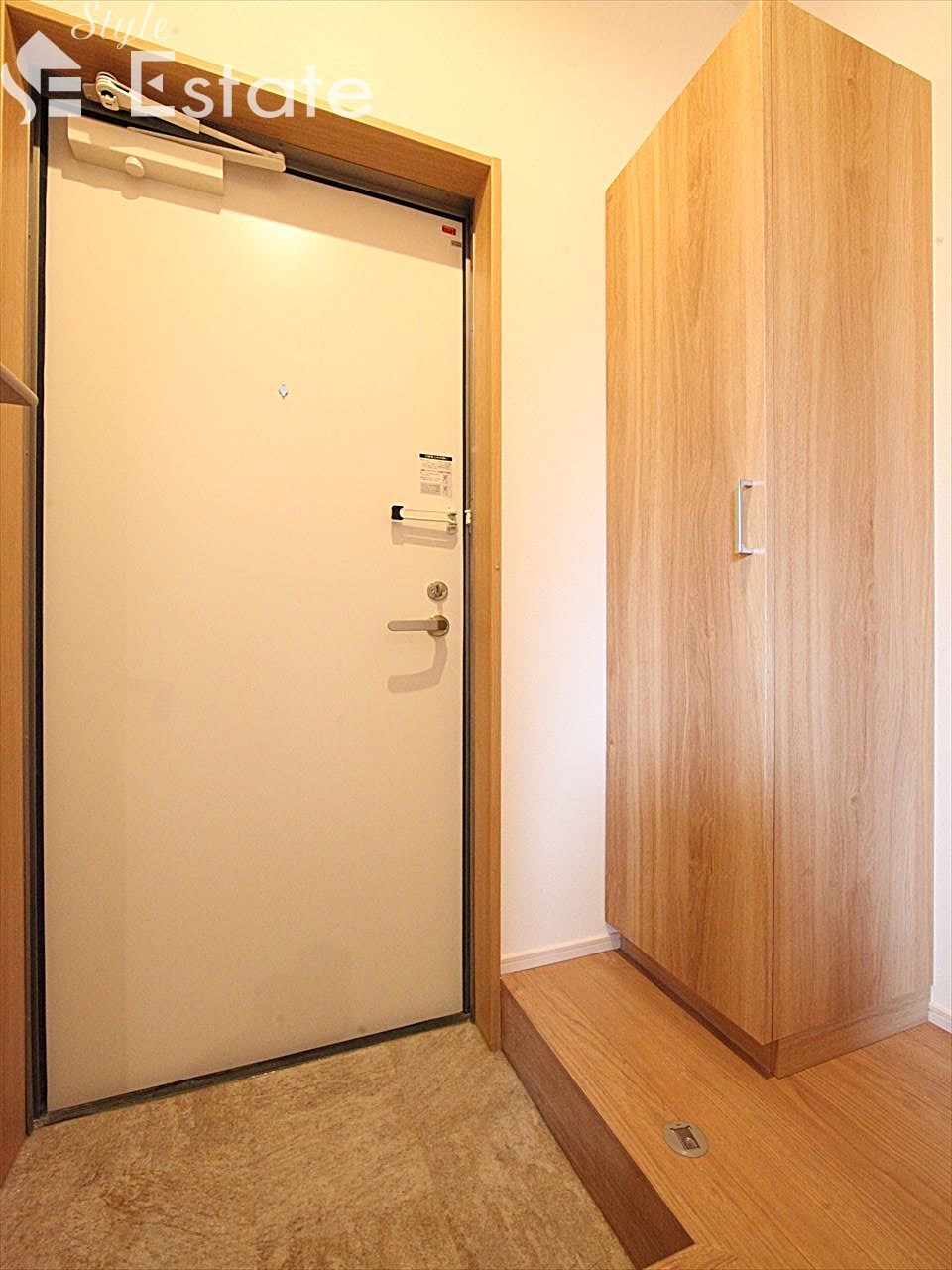 玄関 シューズボックス付 同仕様物件内装