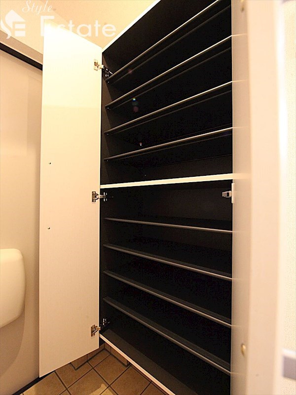 シューズボックス