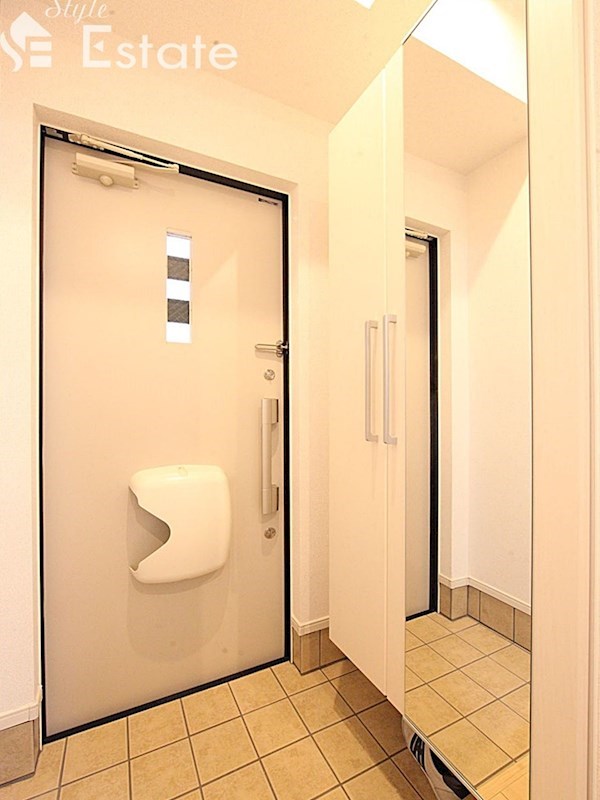 玄関 シューズボックス付