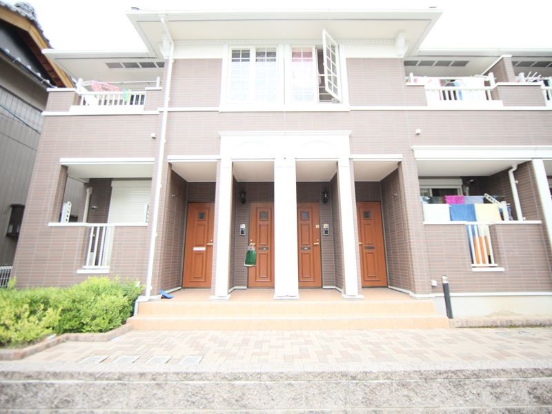 ソル・サリエンテ　（ソルサリエンテ）