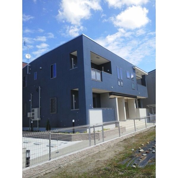 クレディア22　（クレディアニジュウニ）