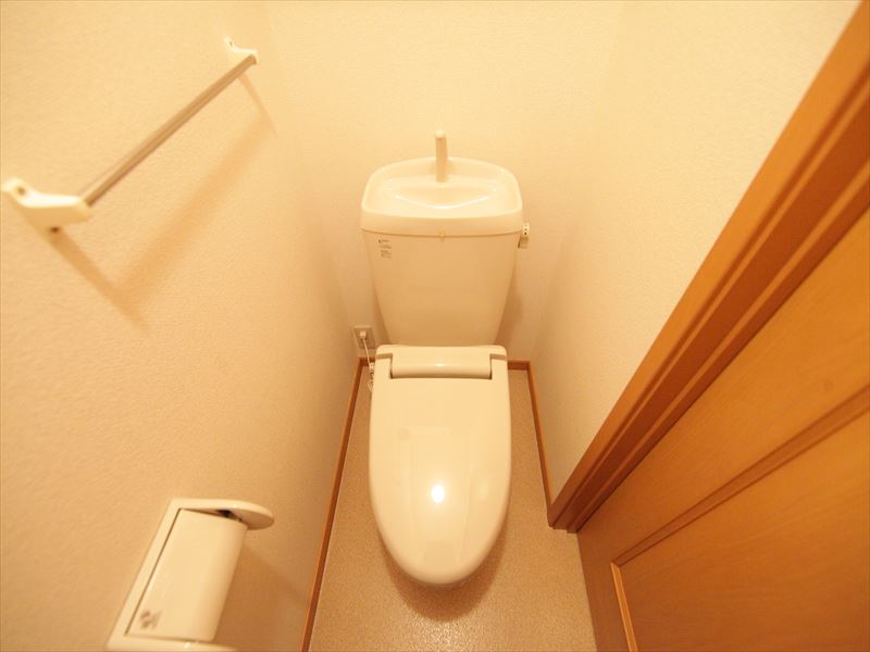 暖房付きトイレ