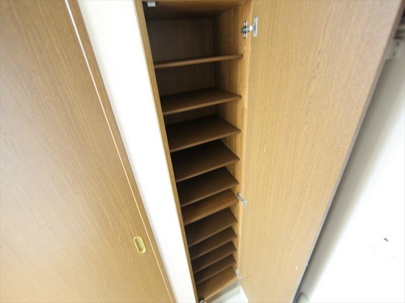 玄関 シューズボックス