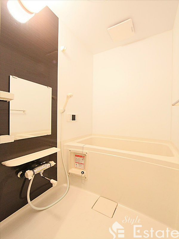 バスルーム 追い焚き機能付き