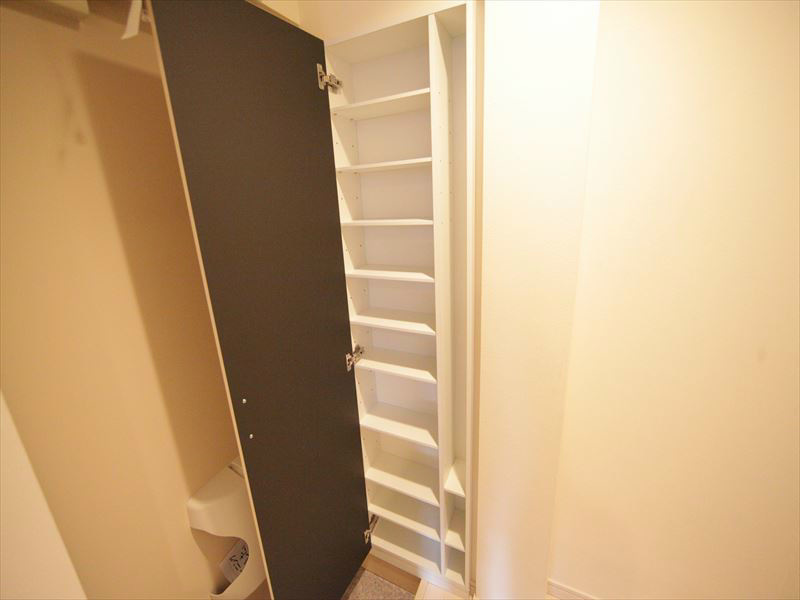 玄関 シューズボックス付