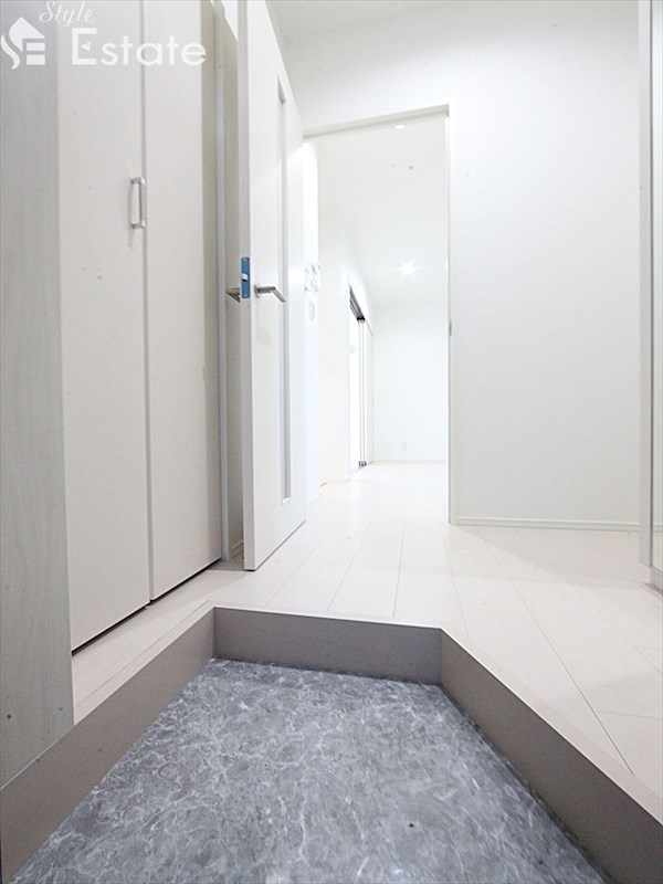 玄関 シューズボックス