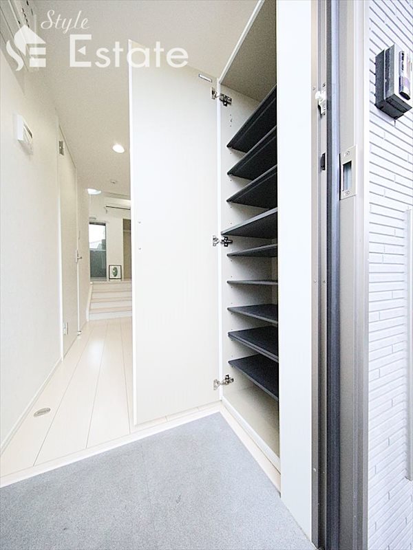 シューズボックス