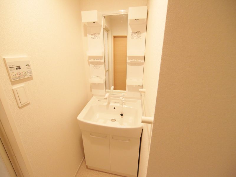 同型モデルイメージ画像