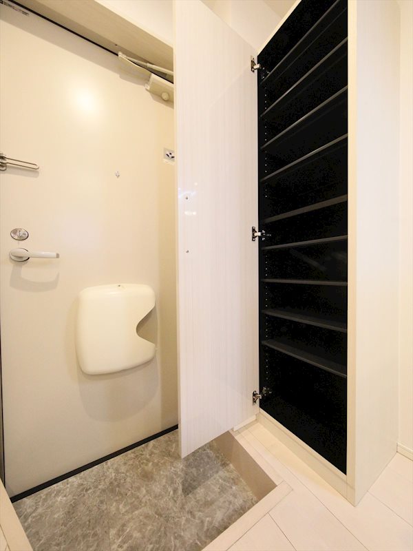 シューズボックス