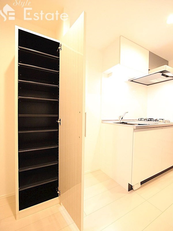 シューズボックス